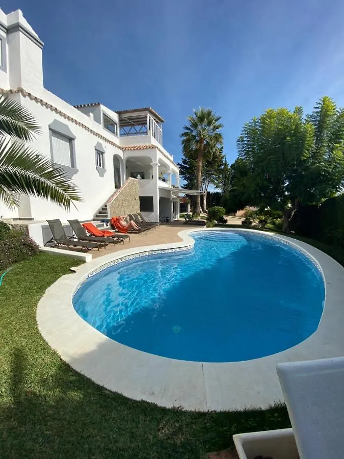Luxury Villa Marbella With Nice Garden, Pool And Jacuzzi By Varenso Holidays contacts